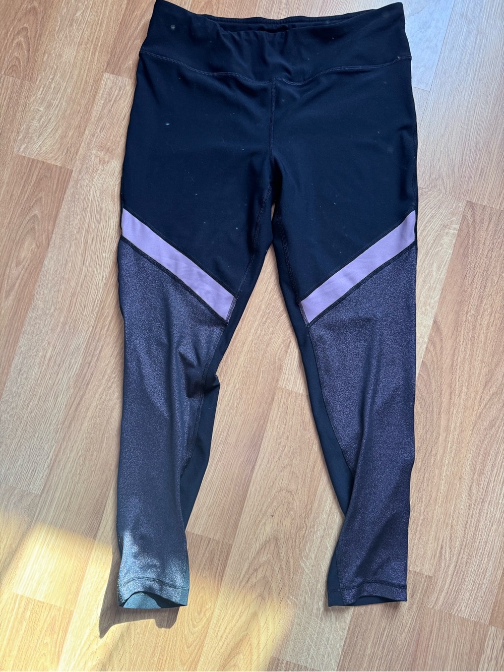 Reflex Black Athletic Leggings with Subtle White Logo
